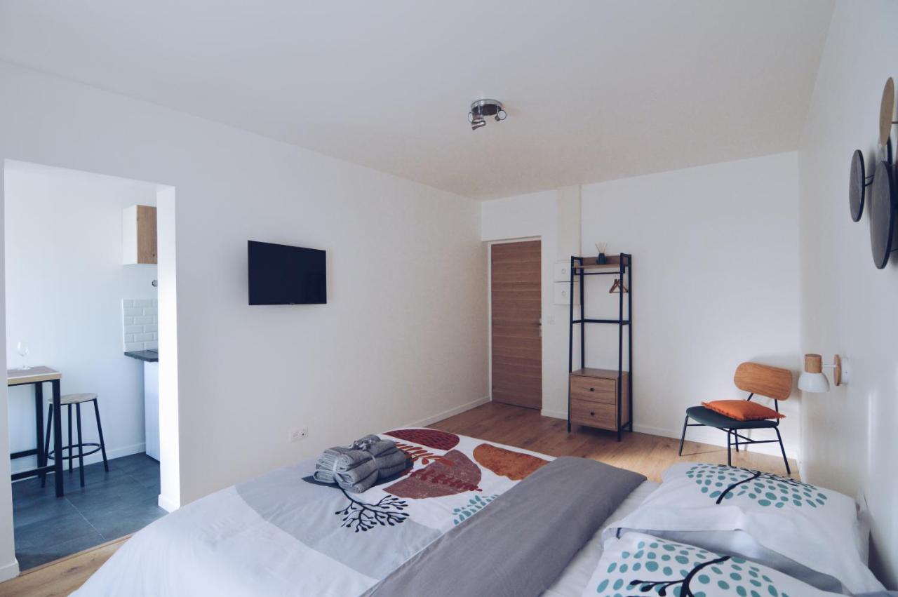 Studios Lsquare-Residence Chatellerault Exterior photo